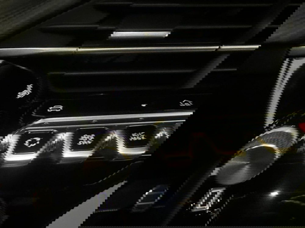 Peugeot 208 nuova a Salerno (20)