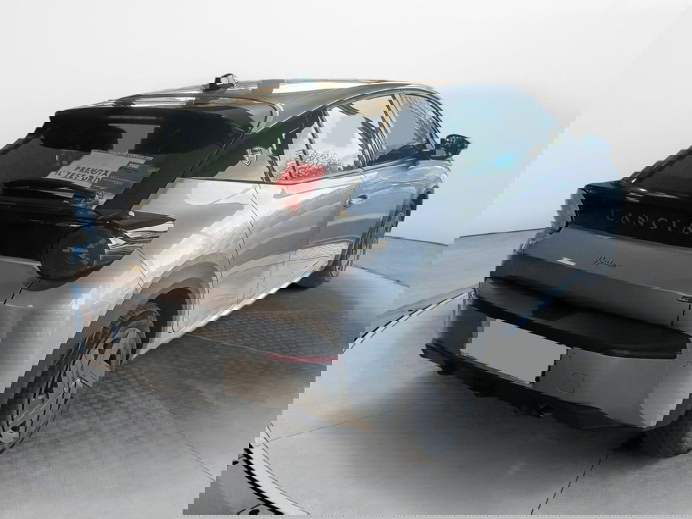 Lancia Ypsilon usata a Salerno (4)