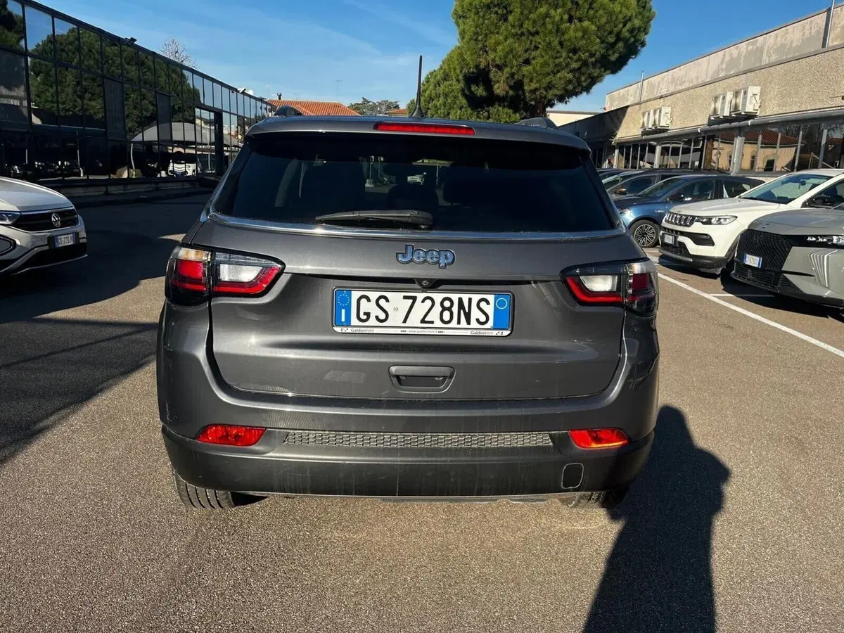 Jeep Compass usata a Salerno (11)