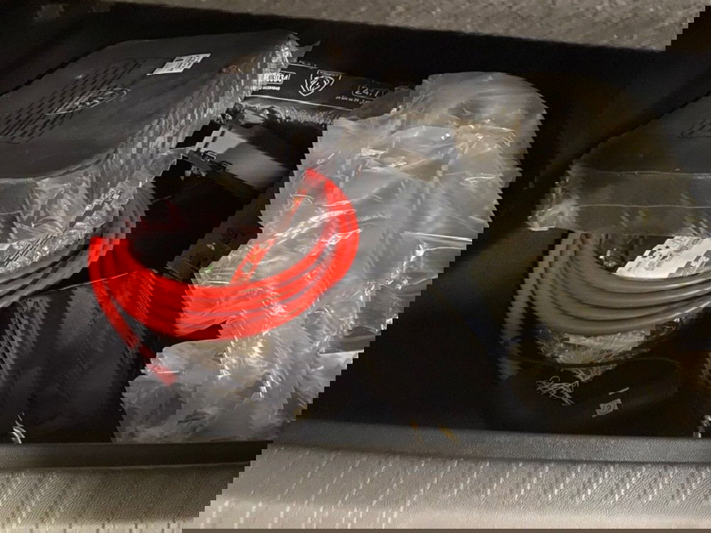 Peugeot 3008 nuova a Salerno (13)