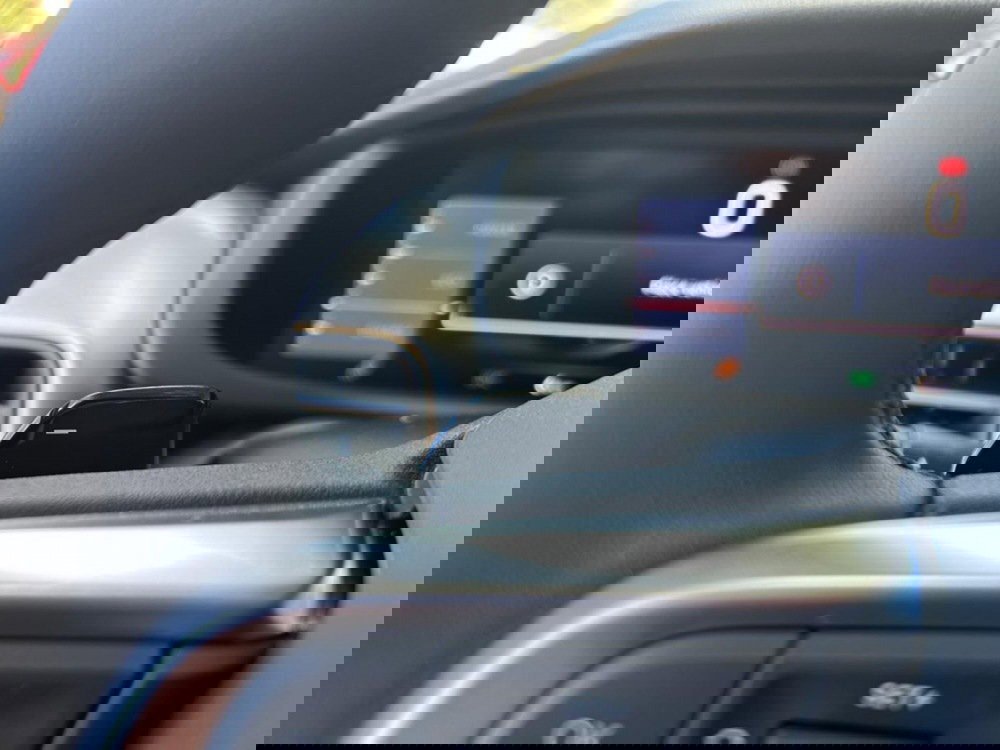 Jeep Avenger nuova a Salerno (19)