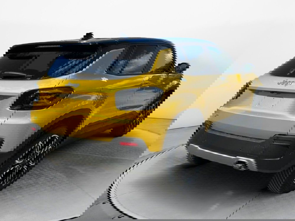 Jeep Avenger nuova a Salerno (3)