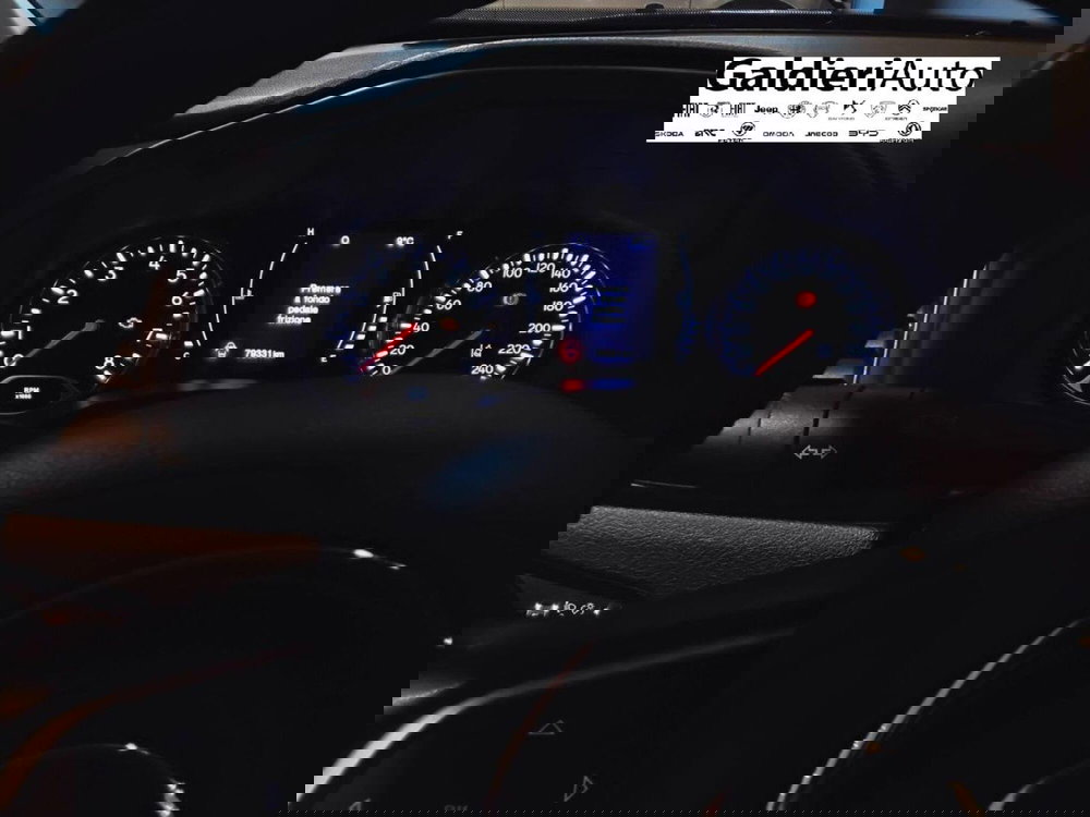 Jeep Renegade usata a Salerno (13)