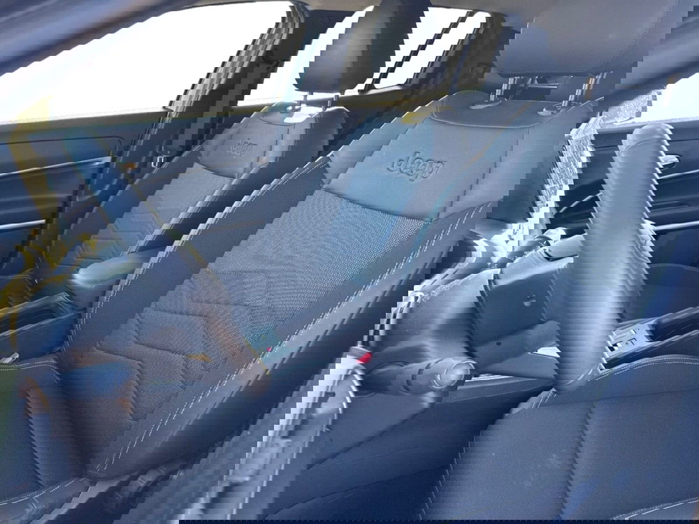 Jeep Avenger usata a Salerno (6)