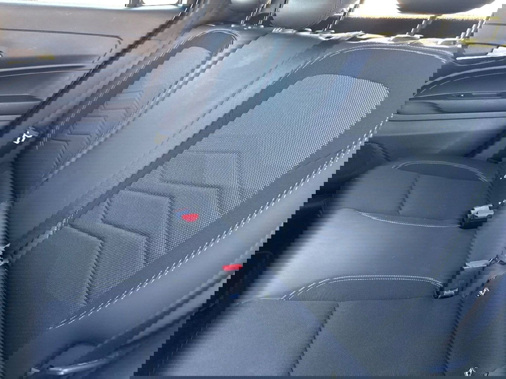 Jeep Avenger usata a Salerno (7)