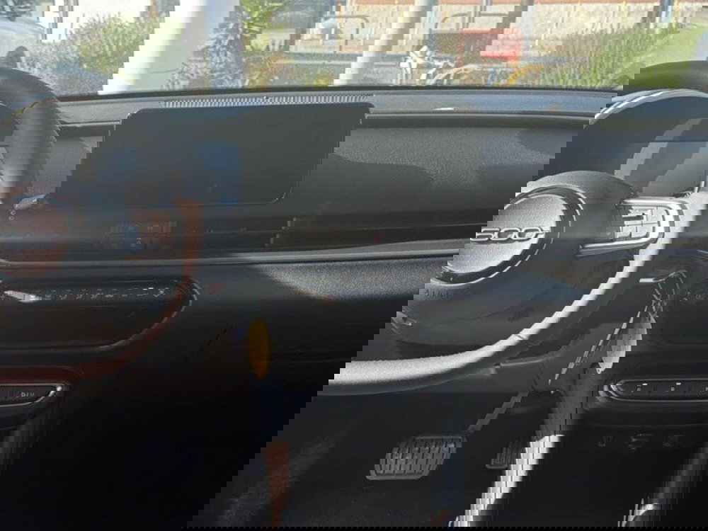 Fiat 600 nuova a Salerno (14)