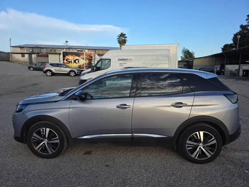 Peugeot 3008 usata a Salerno (10)