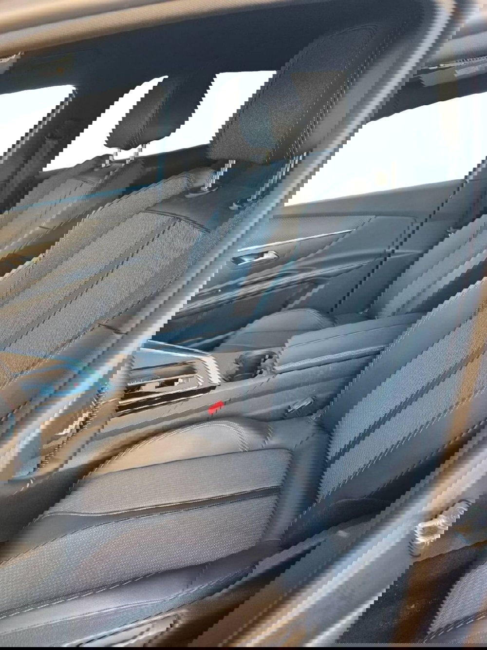 Peugeot 3008 usata a Salerno (7)