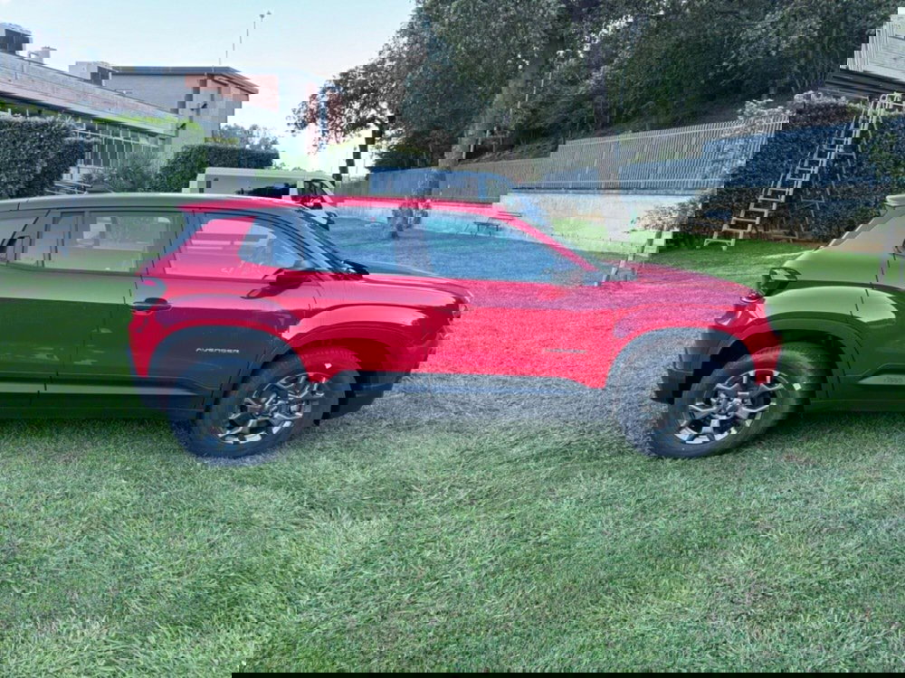 Jeep Avenger nuova a Salerno (14)