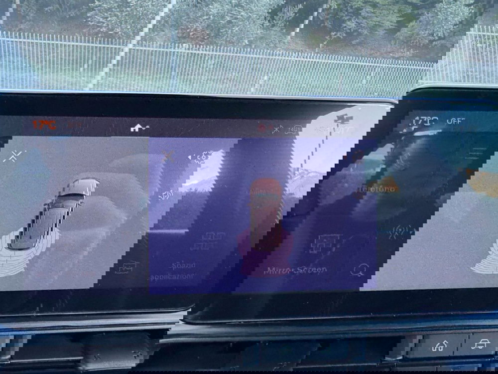 Jeep Avenger nuova a Salerno (20)