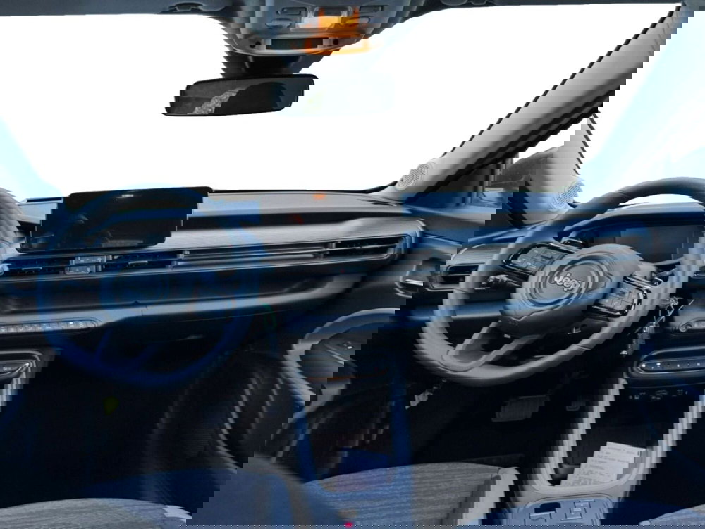 Jeep Avenger nuova a Salerno (5)