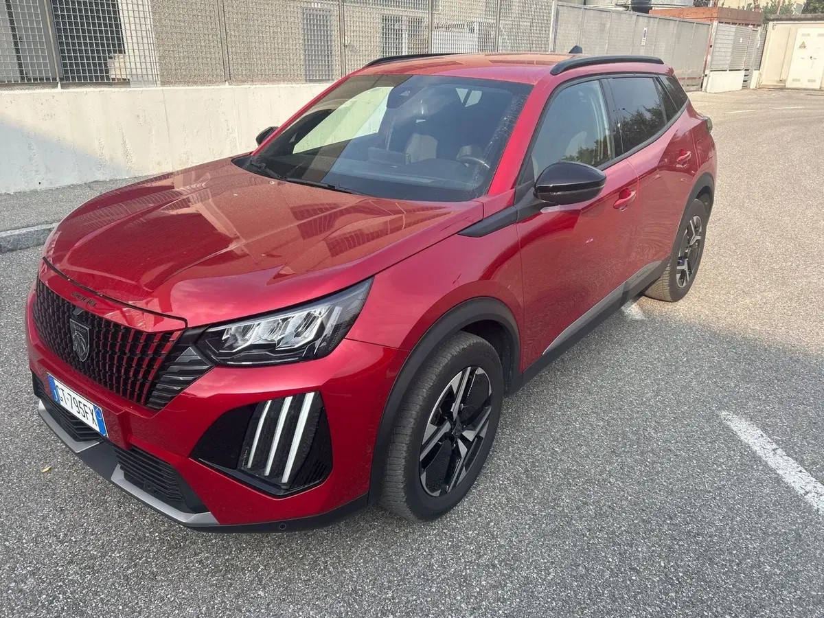 Peugeot 2008 usata a Salerno