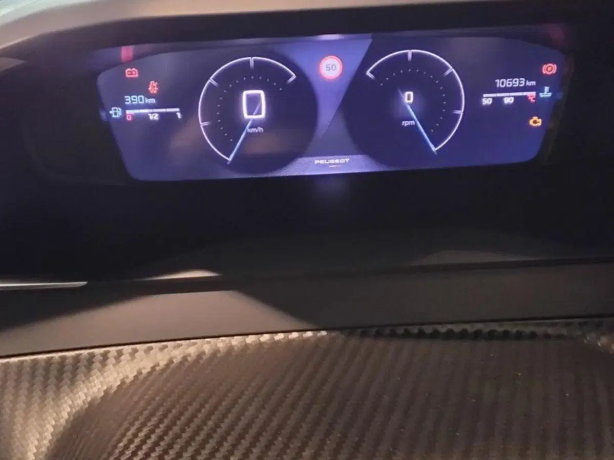 Peugeot 208 usata a Salerno (19)