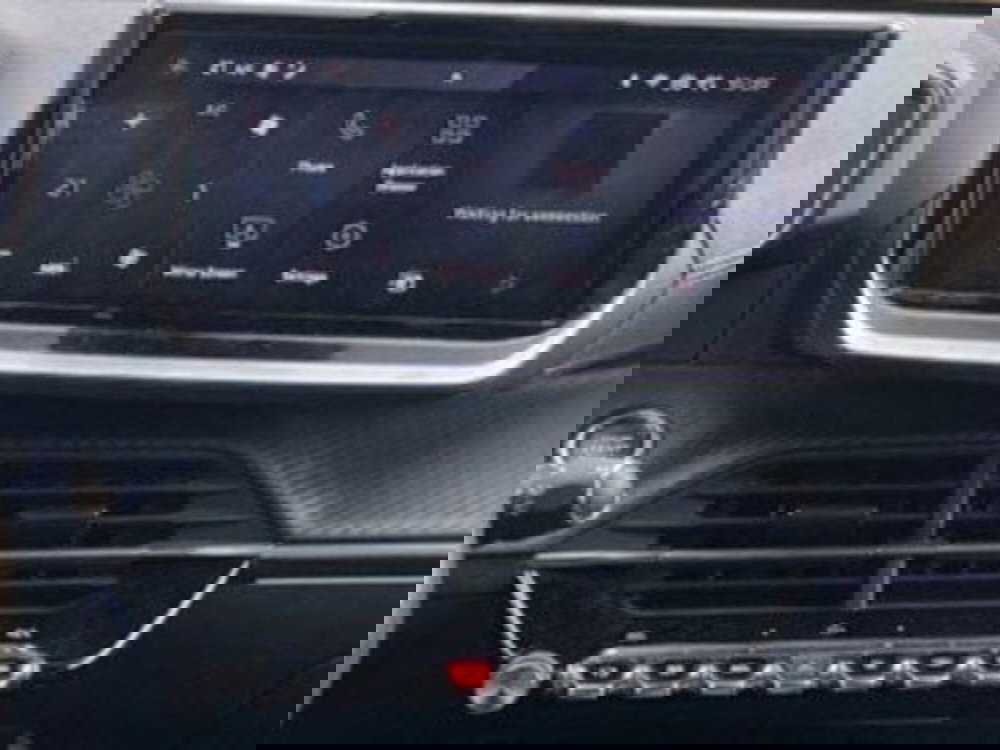 Peugeot 2008 usata a Salerno (20)