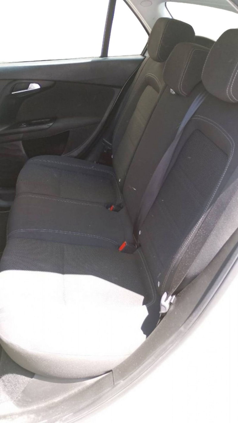 Fiat Tipo Station Wagon usata a Salerno (7)