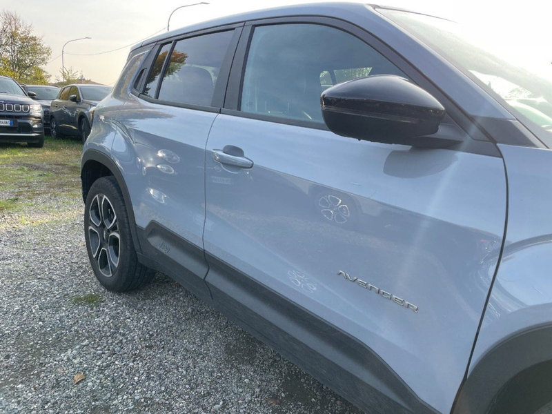 Jeep Avenger usata a Salerno (16)