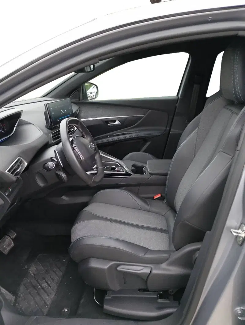 Peugeot 3008 usata a Salerno (8)