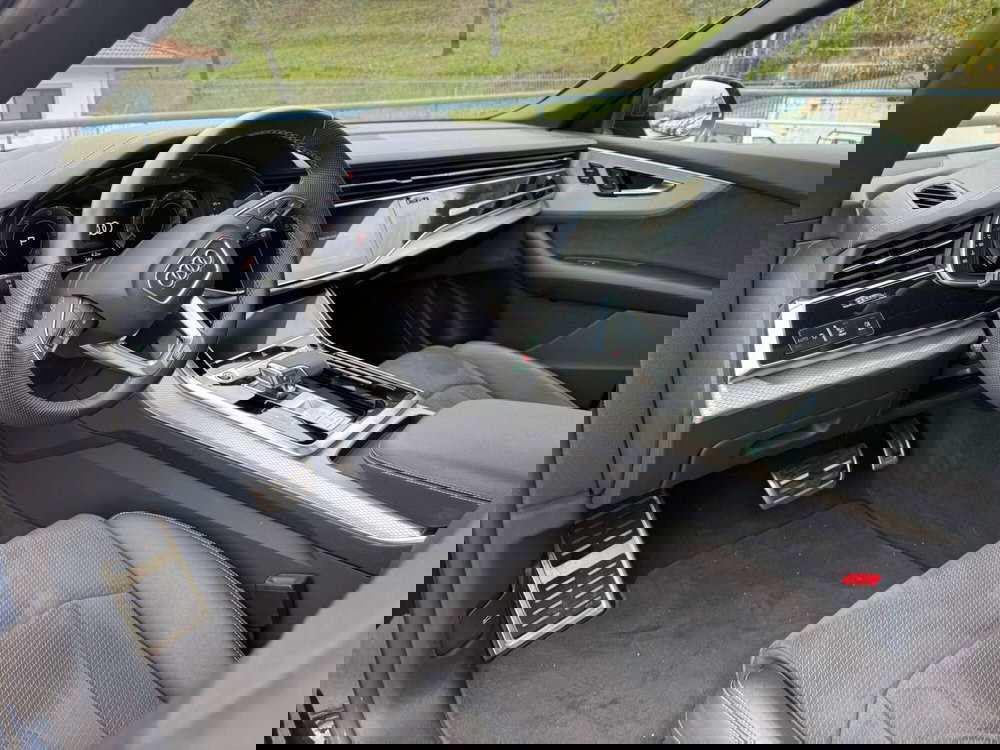 Audi Q8 usata a Salerno (8)