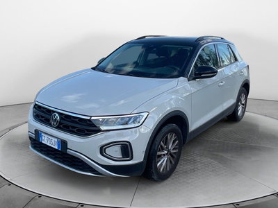 Volkswagen T-Roc 1.0 TSI Life del 2024 usata a Fisciano