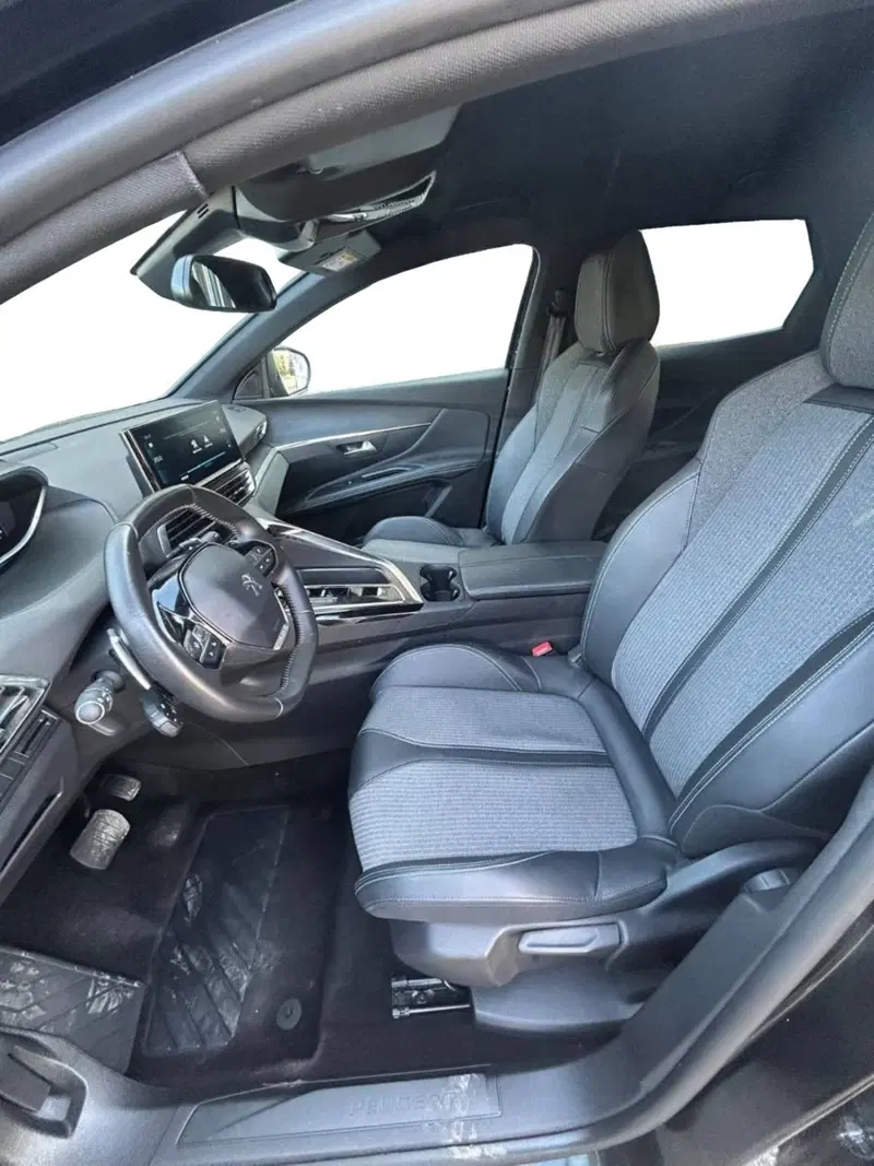 Peugeot 3008 usata a Salerno (6)