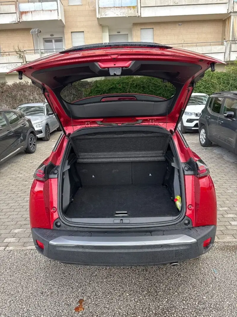 Peugeot 2008 usata a Salerno (13)