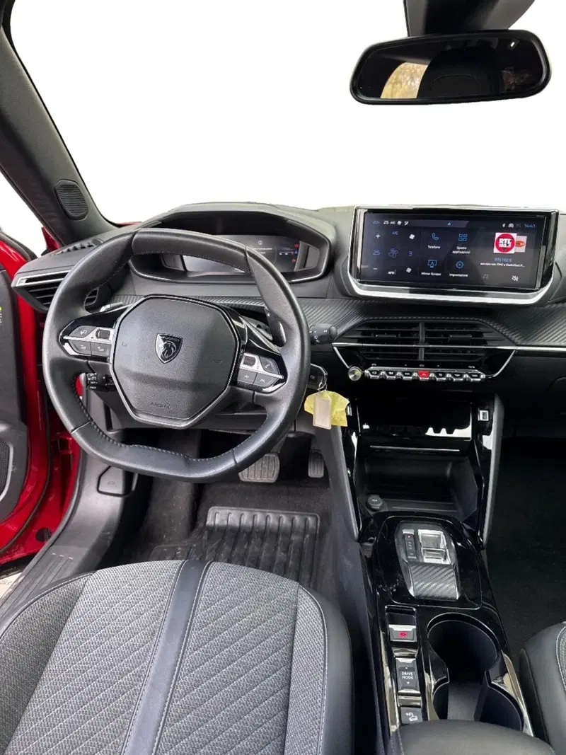 Peugeot 2008 usata a Salerno (5)