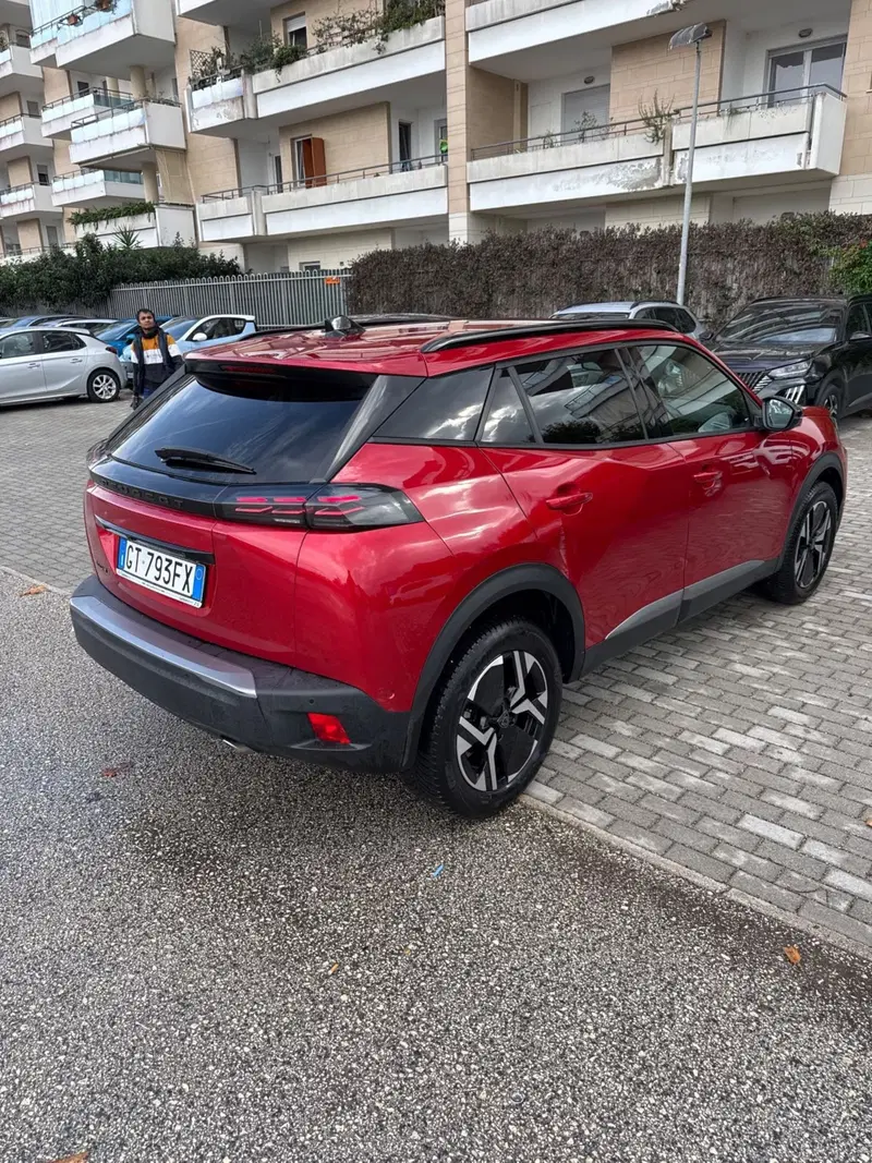 Peugeot 2008 usata a Salerno (9)