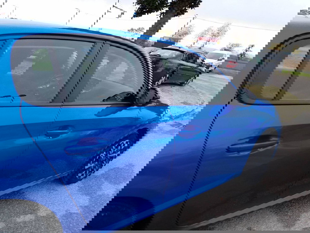 Peugeot 208 usata a Salerno (16)