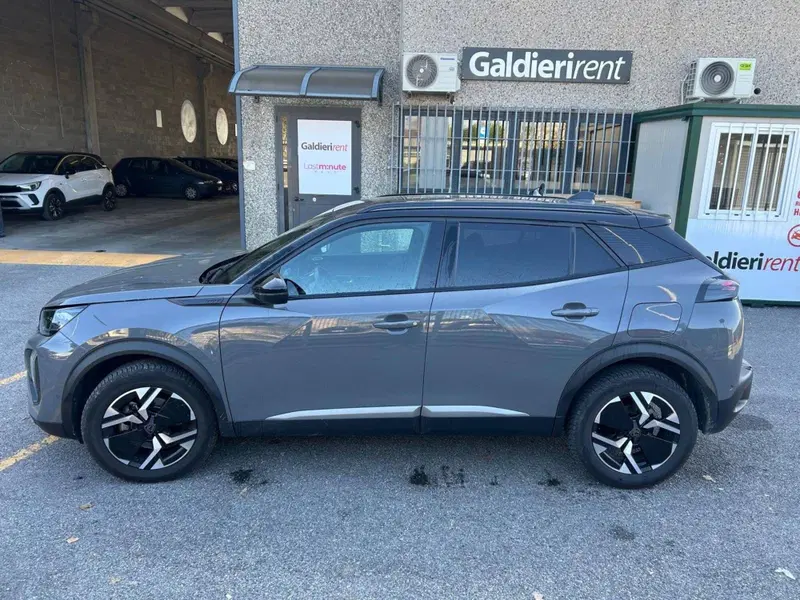 Peugeot 2008 usata a Salerno (12)
