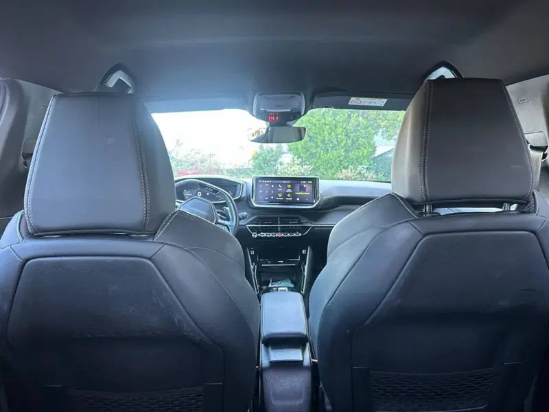 Peugeot 2008 usata a Salerno (17)
