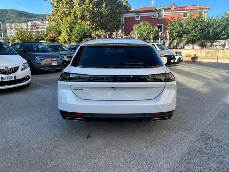 Peugeot 508 SW nuova a Salerno (12)