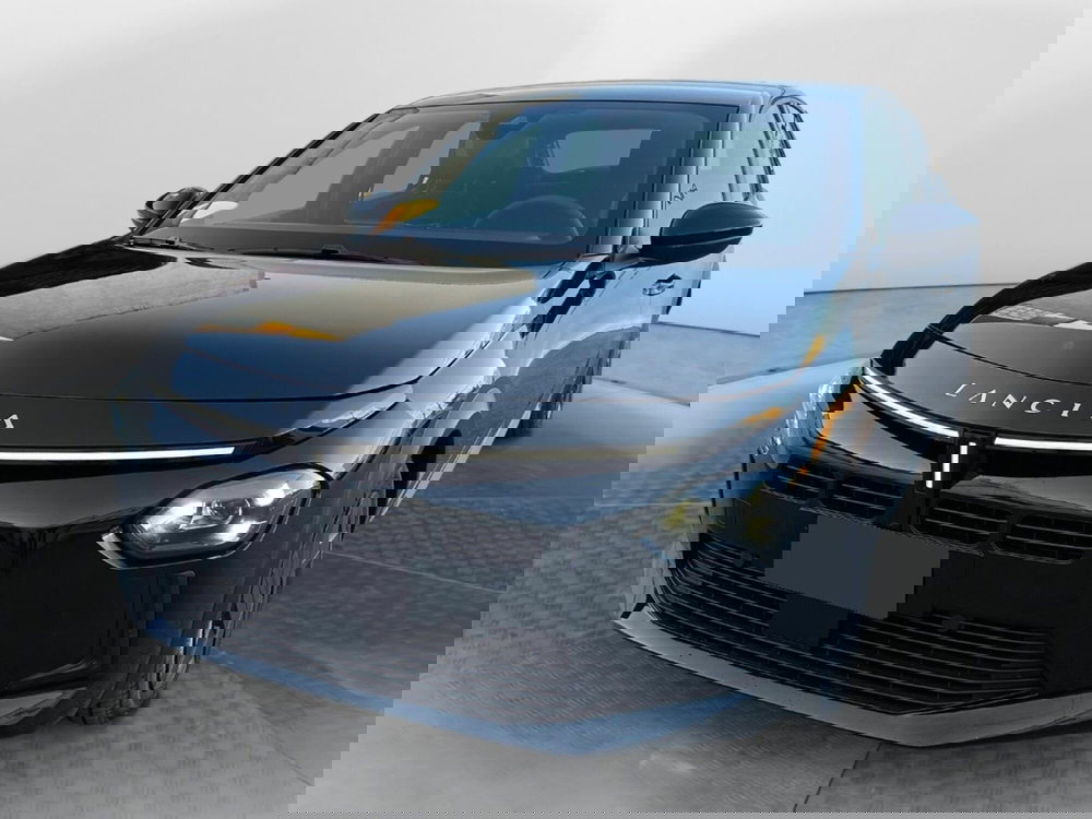 Lancia Ypsilon usata a Salerno