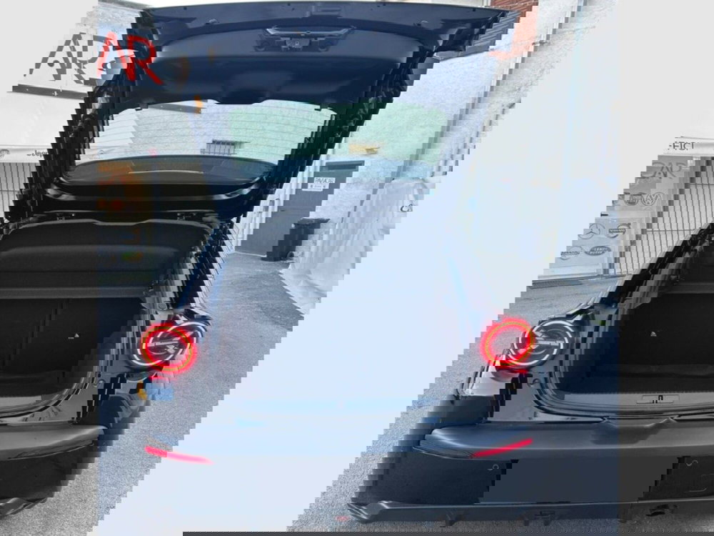 Lancia Ypsilon usata a Salerno (11)