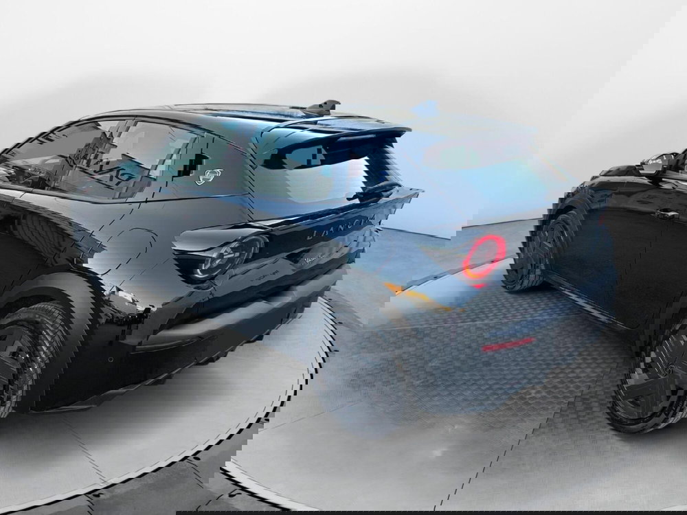 Lancia Ypsilon usata a Salerno (3)