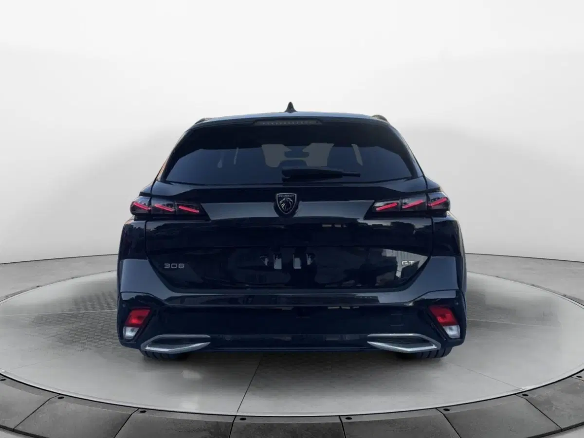 Peugeot 308 SW nuova a Salerno (3)