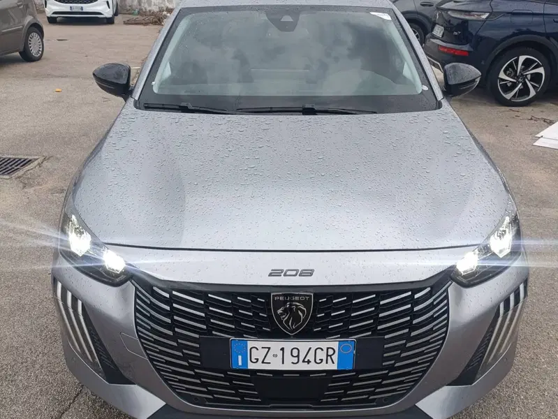 Peugeot 208 usata a Salerno (10)