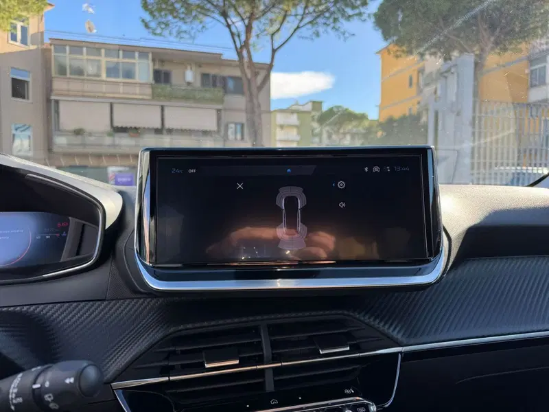 Peugeot 208 usata a Salerno (19)