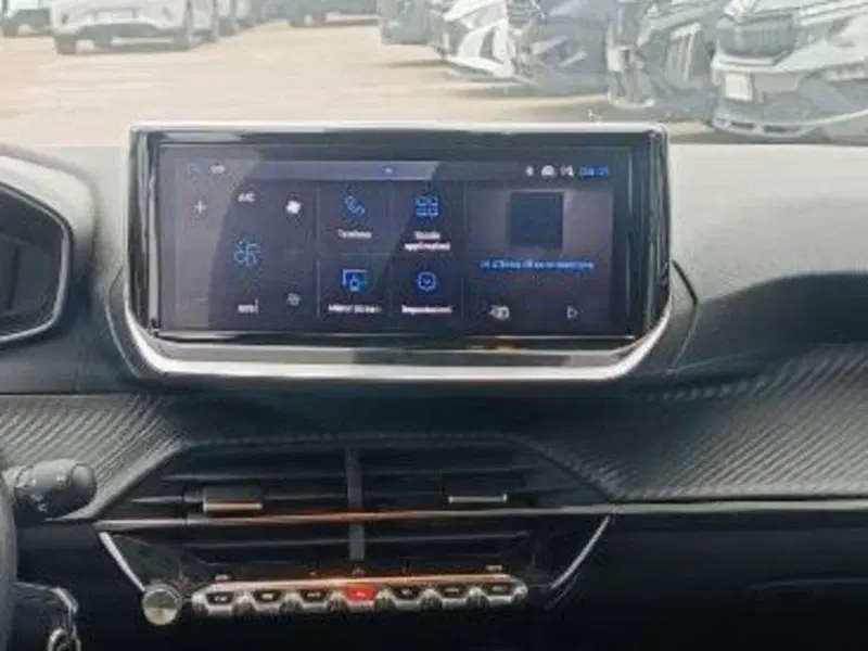 Peugeot 208 usata a Salerno (20)