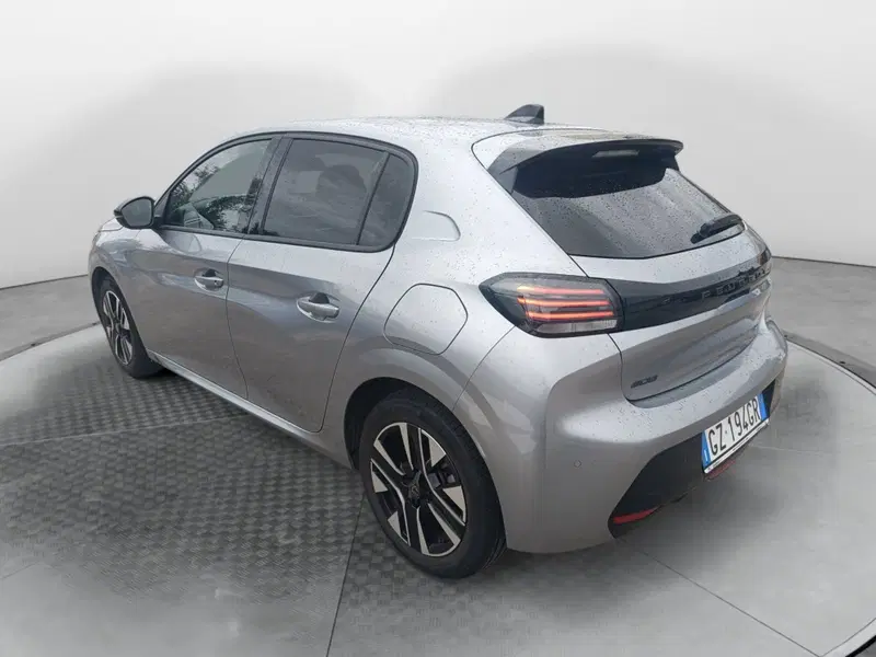 Peugeot 208 usata a Salerno (3)