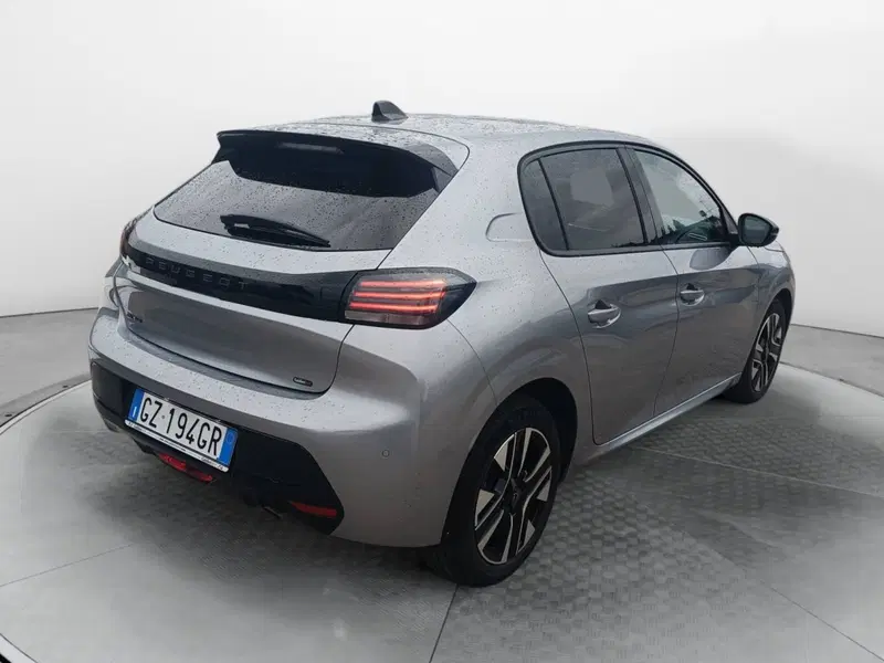 Peugeot 208 usata a Salerno (4)