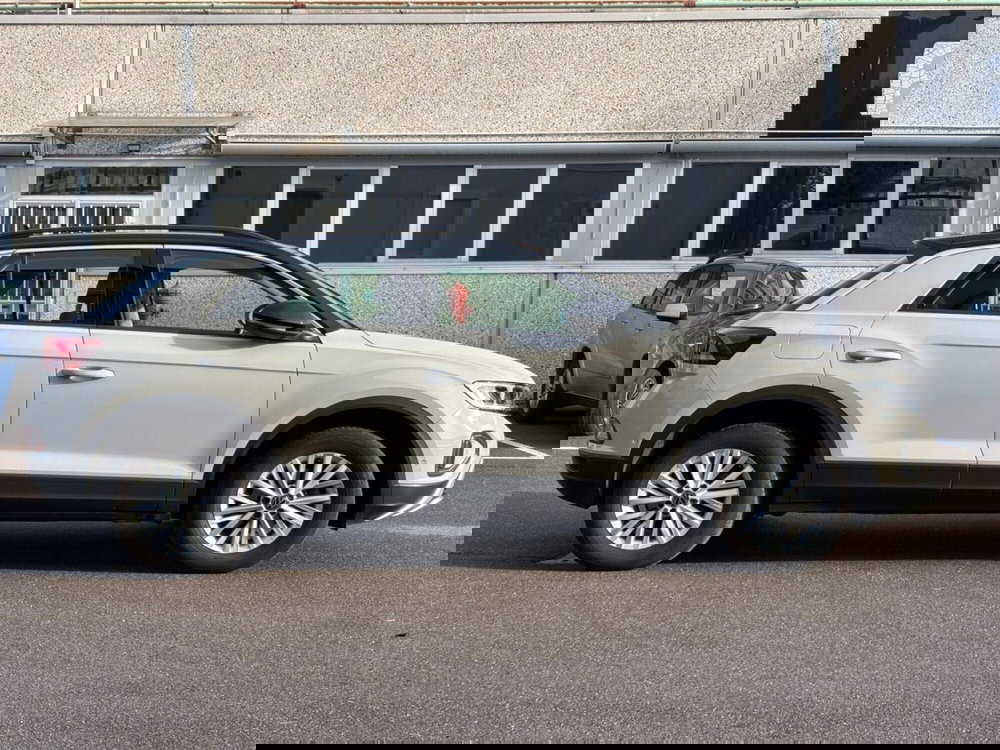 Volkswagen T-Roc usata a Salerno (11)
