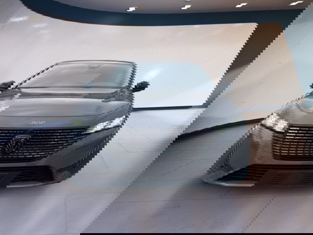 Peugeot 308 SW nuova a Salerno