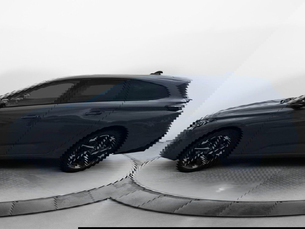 Peugeot 308 SW nuova a Salerno (2)