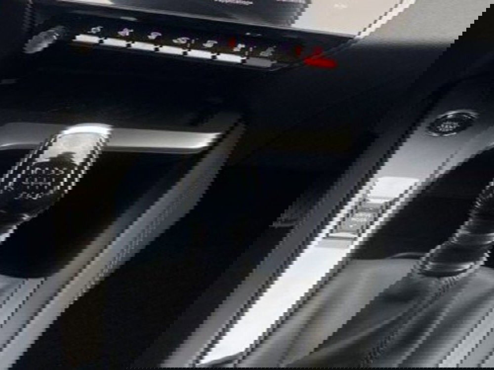 Peugeot 308 SW nuova a Salerno (9)