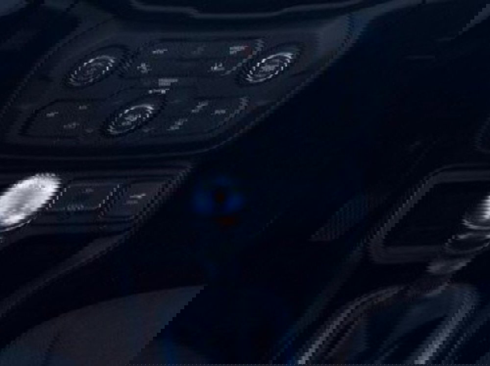 Jeep Renegade usata a Salerno (17)