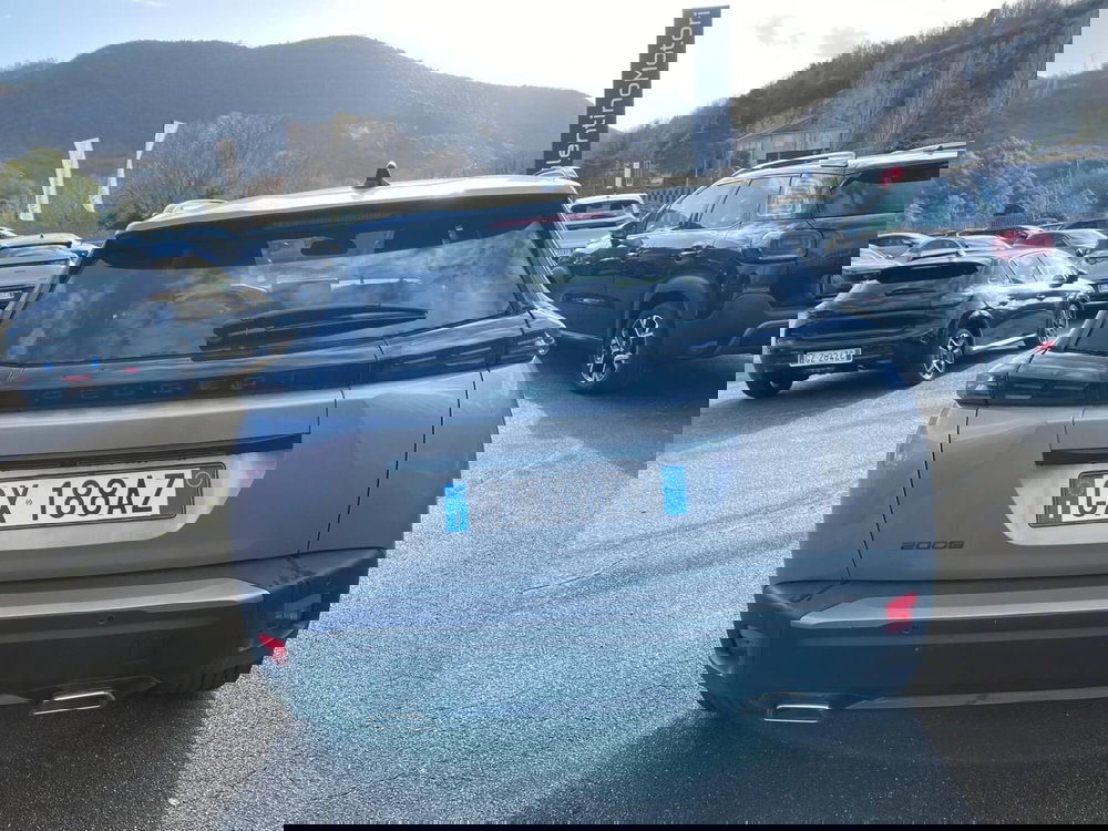 Peugeot 2008 nuova a Salerno (10)