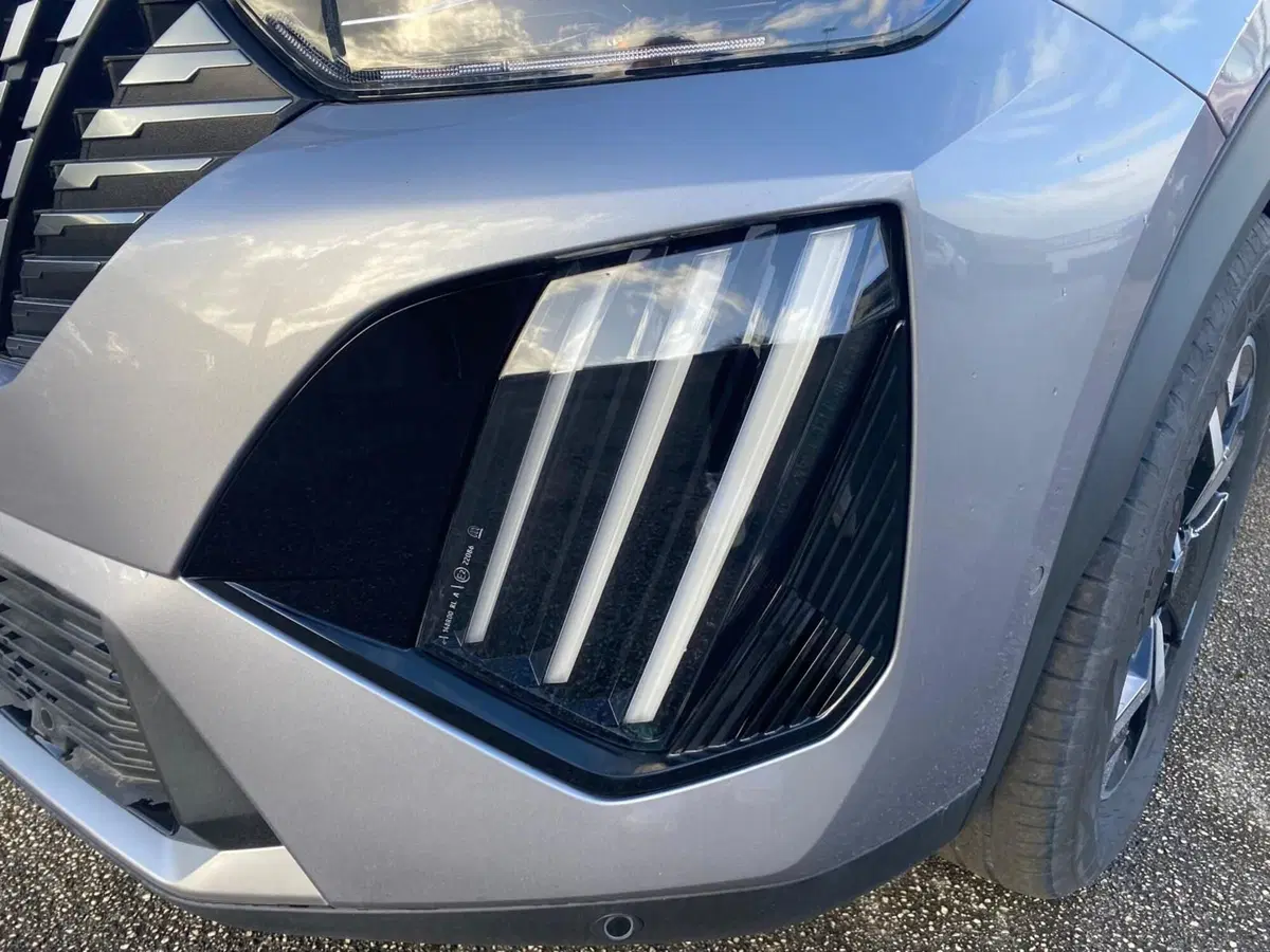 Peugeot 2008 nuova a Salerno (18)