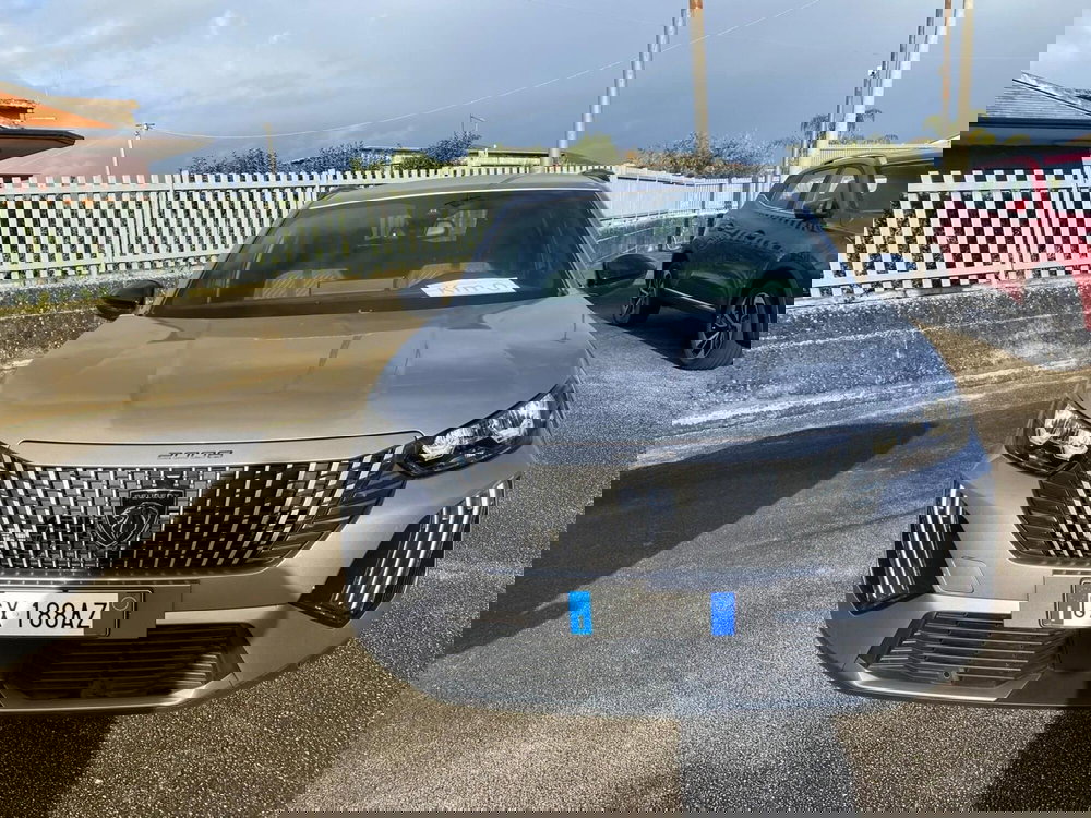 Peugeot 2008 nuova a Salerno (9)