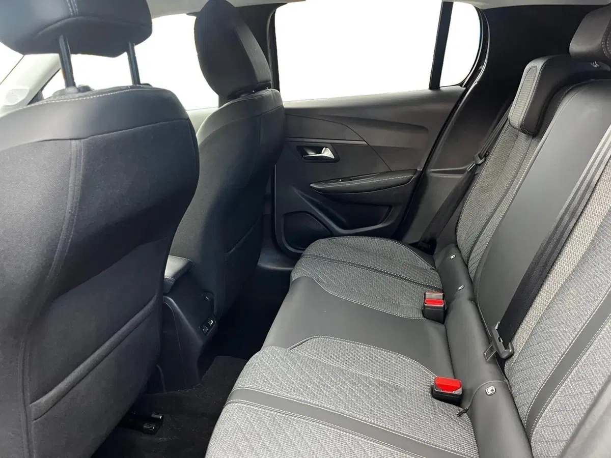 Peugeot 208 usata a Salerno (7)