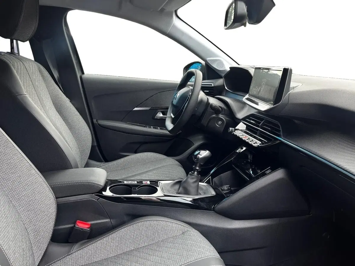Peugeot 208 usata a Salerno (8)